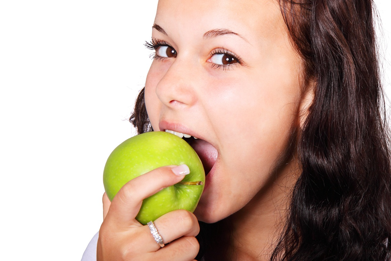 Biting Off More than You Can Chew? | Hickman NE Dentist